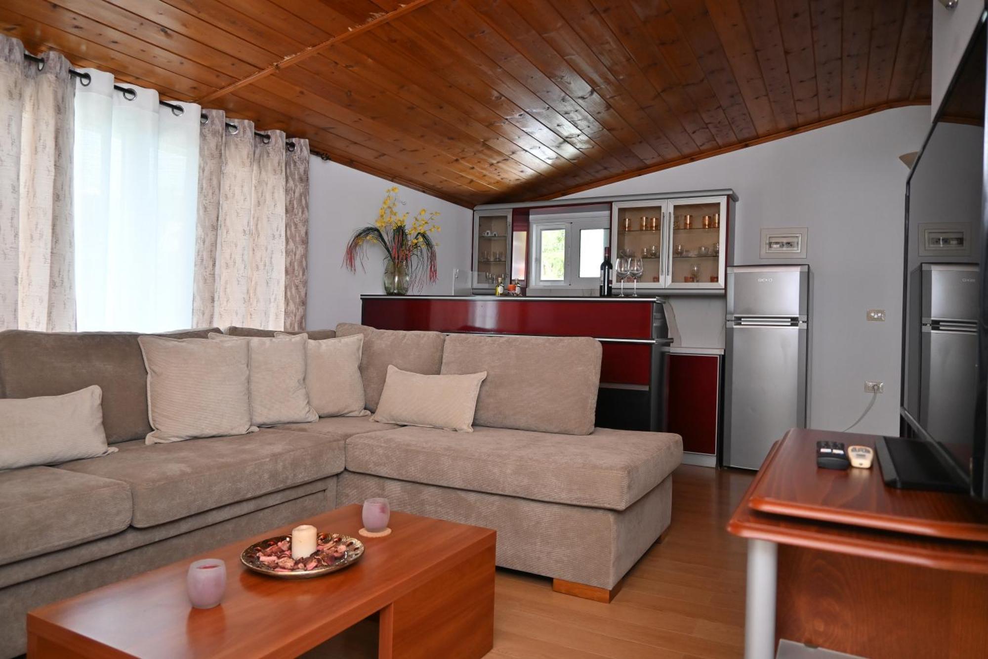 Appartamento Bella Vista Borsh Esterno foto